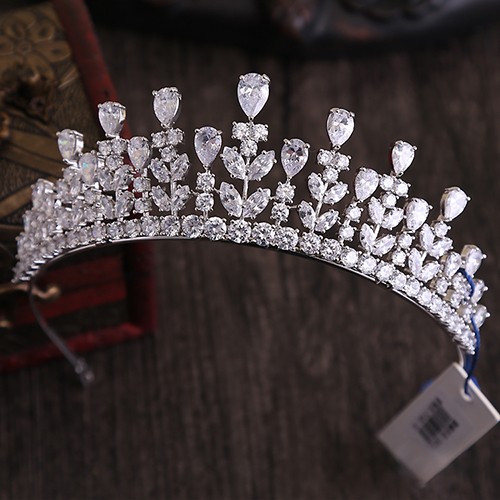 Tiara "Sophia"