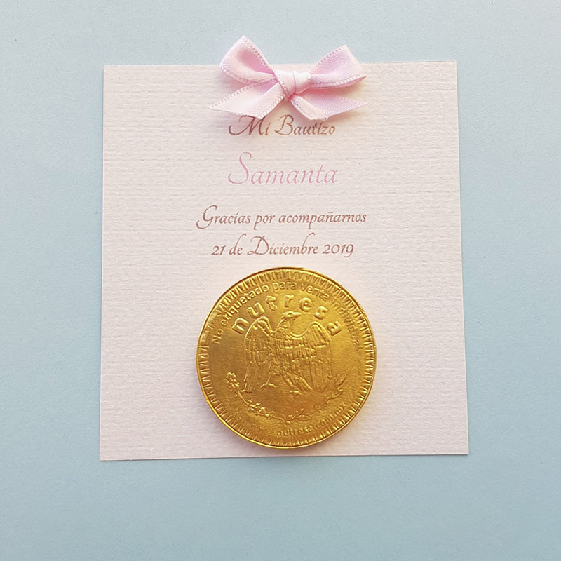 Bolo para Bautizo con moneda de chocolate ''Petite rosa"