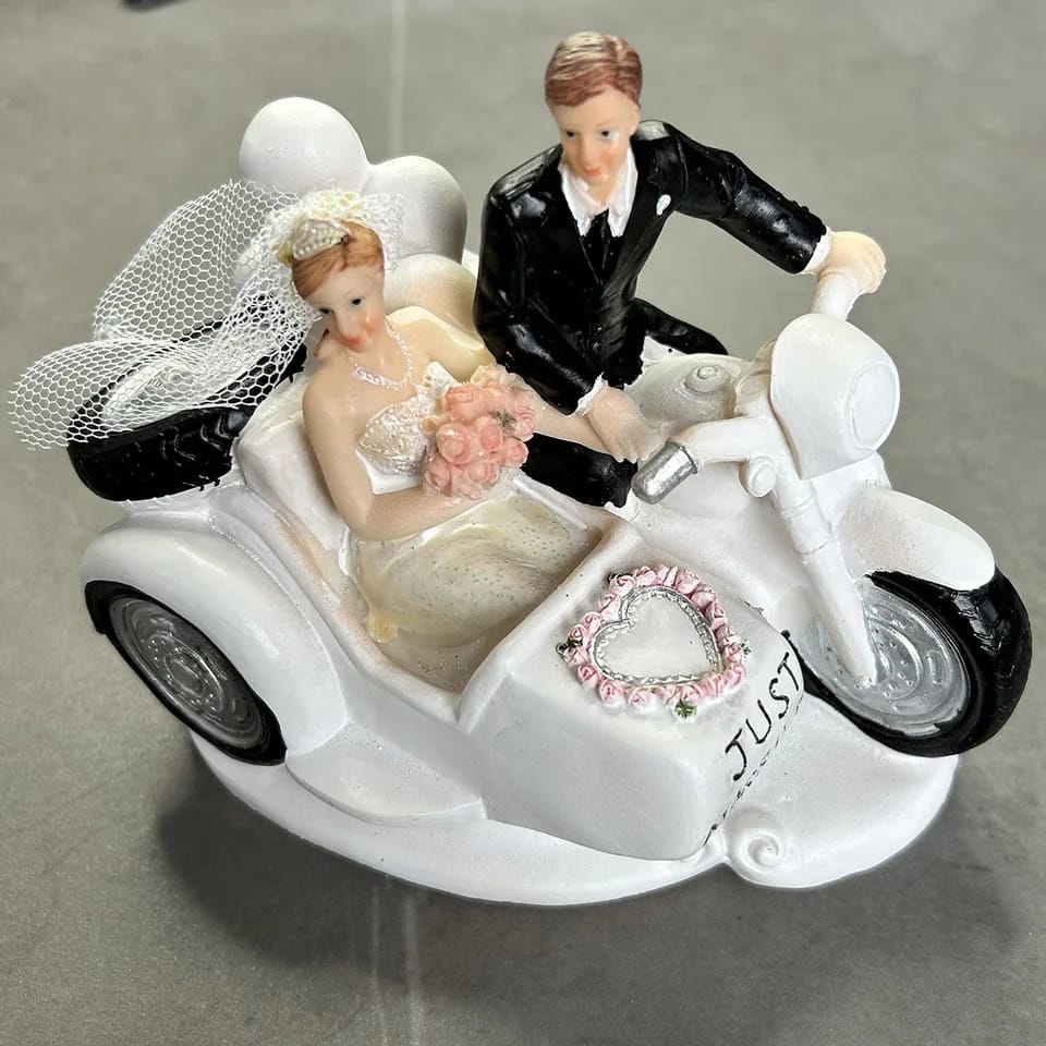 Muñecos de Pastel Novios en Motocicleta