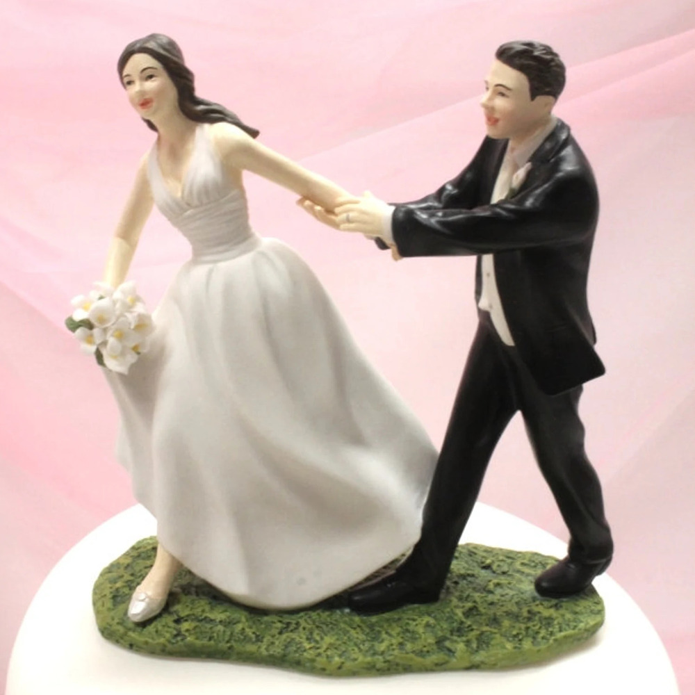 Figura de Pastel de Boda Porcelana, Carrera Hacia el Altar