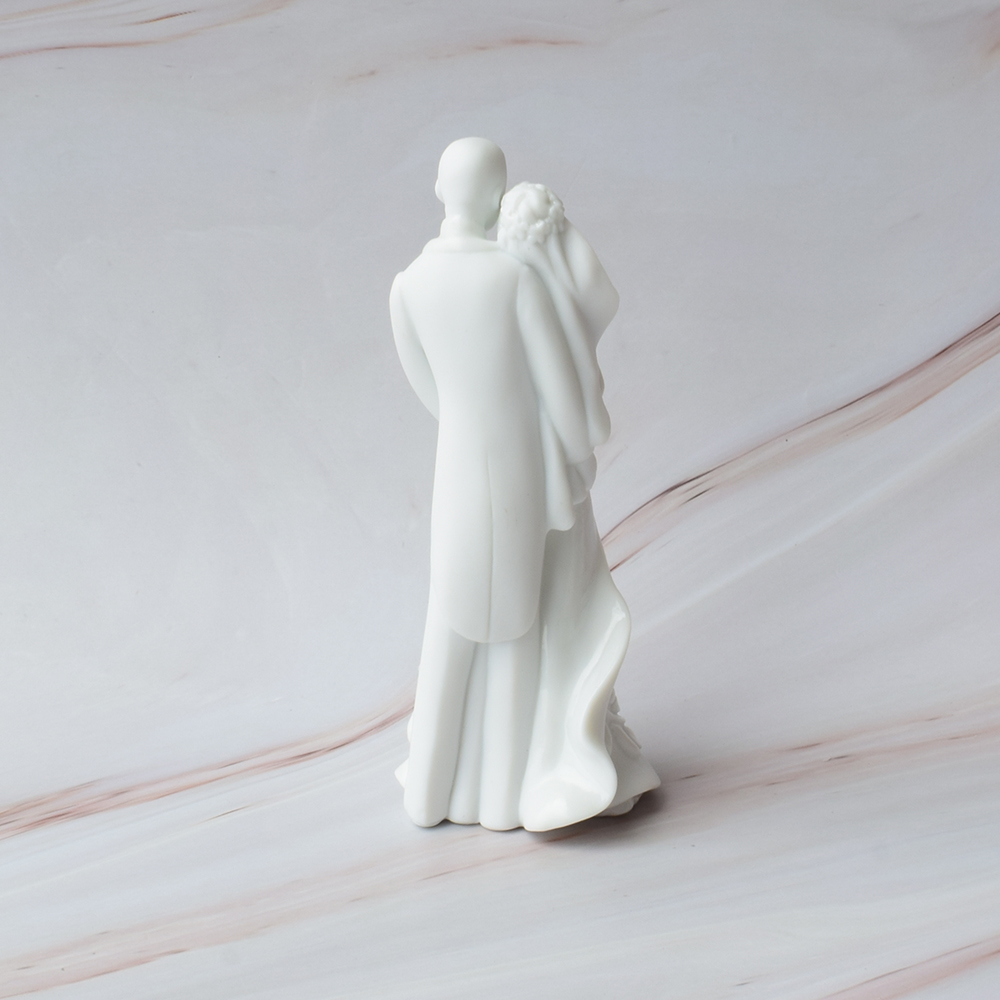 Figura para Pastel de Bodas, Porcelana, Dos Corazones, un Amor