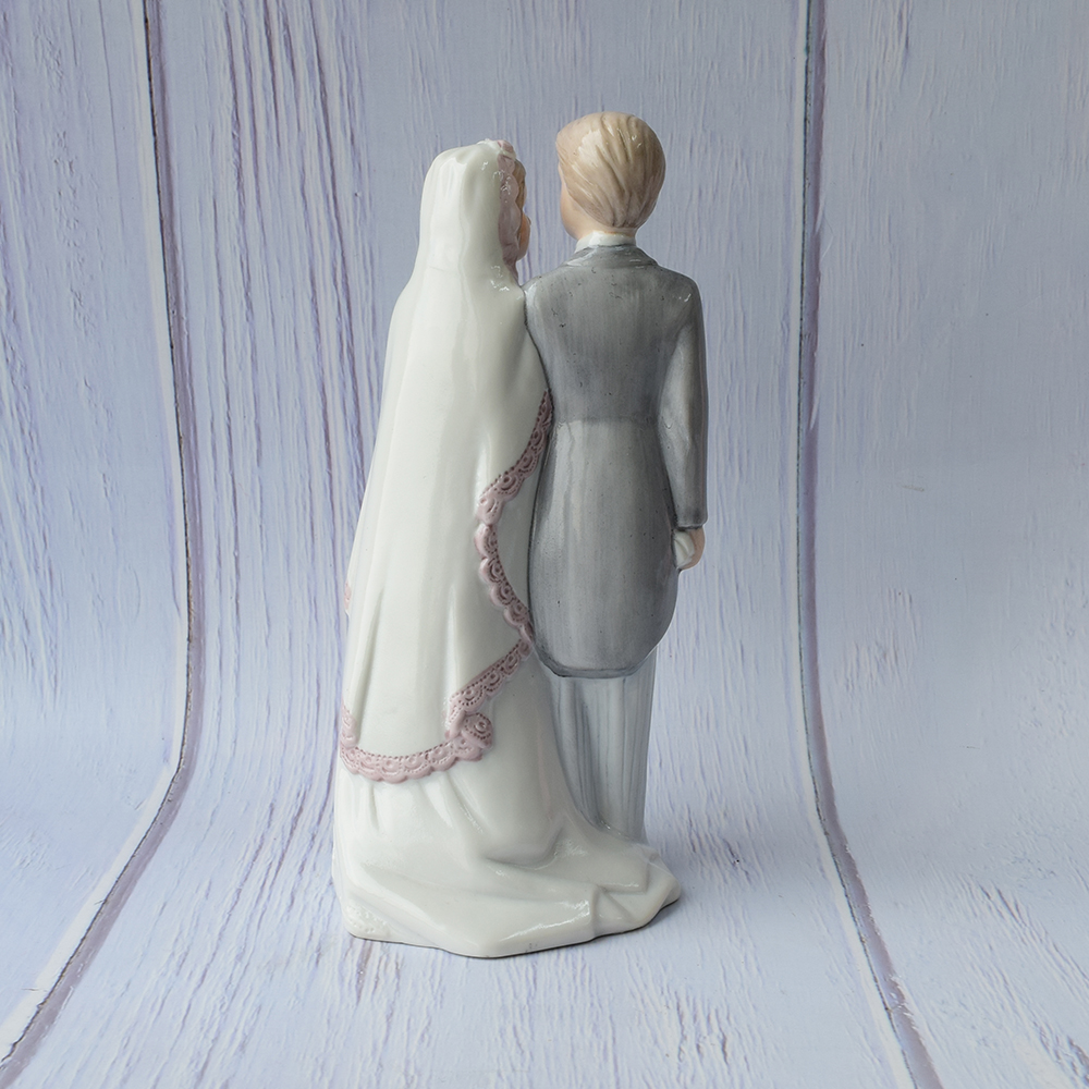 Figura para Pastel de Boda Encanto Tradicional