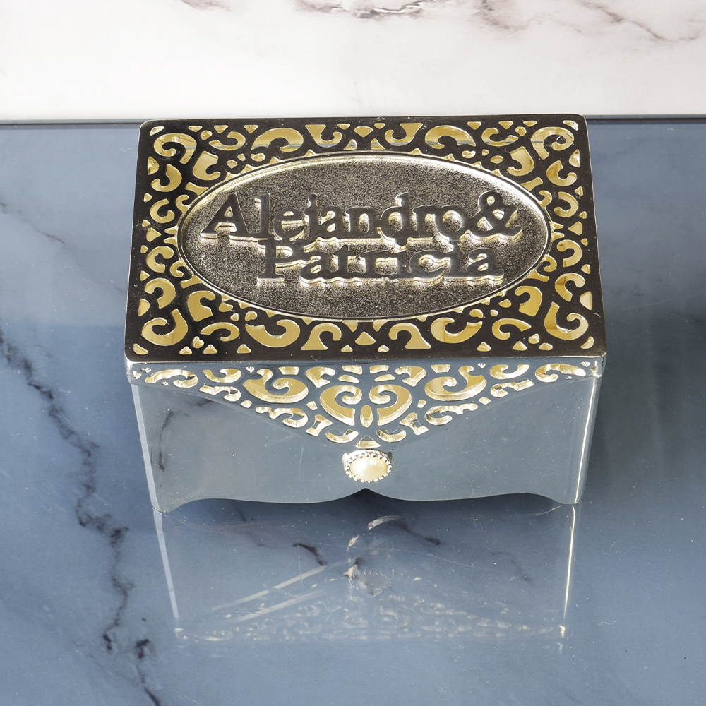 Cofre Luxor personalizado para boda con Arras Espíritu Santo Plata pura, 18 mm.