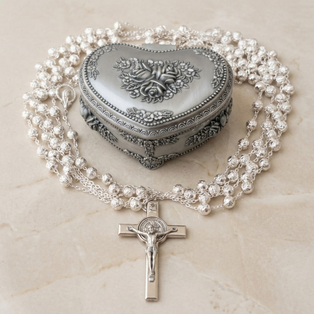 Cofre pewter Floral heart y lazo de boda Rose Silver con cruz italiana San Benito Certificado de Exclusividad